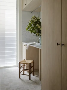 Luxury bathroom finishes featuring brushed tapware and custom cabinetry 02