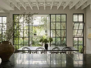 Newtown Warehouse Dining room Built by Pamment Projects Architectural Builders